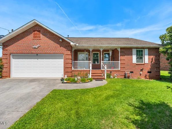 208 S Cunningham Rd, Seymour, TN 37865