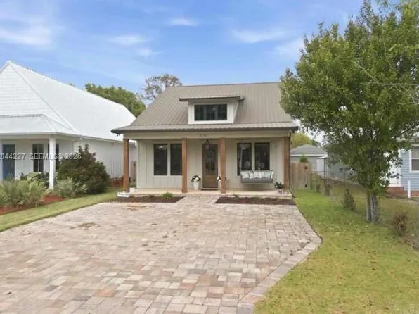 1714 E Hatton St, Pensacola, FL 32503