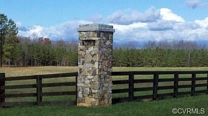 5th image of 3822 Mill Mount Dr