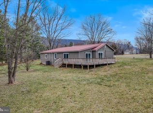 852 Stellar Way, Great Cacapon, WV 25422