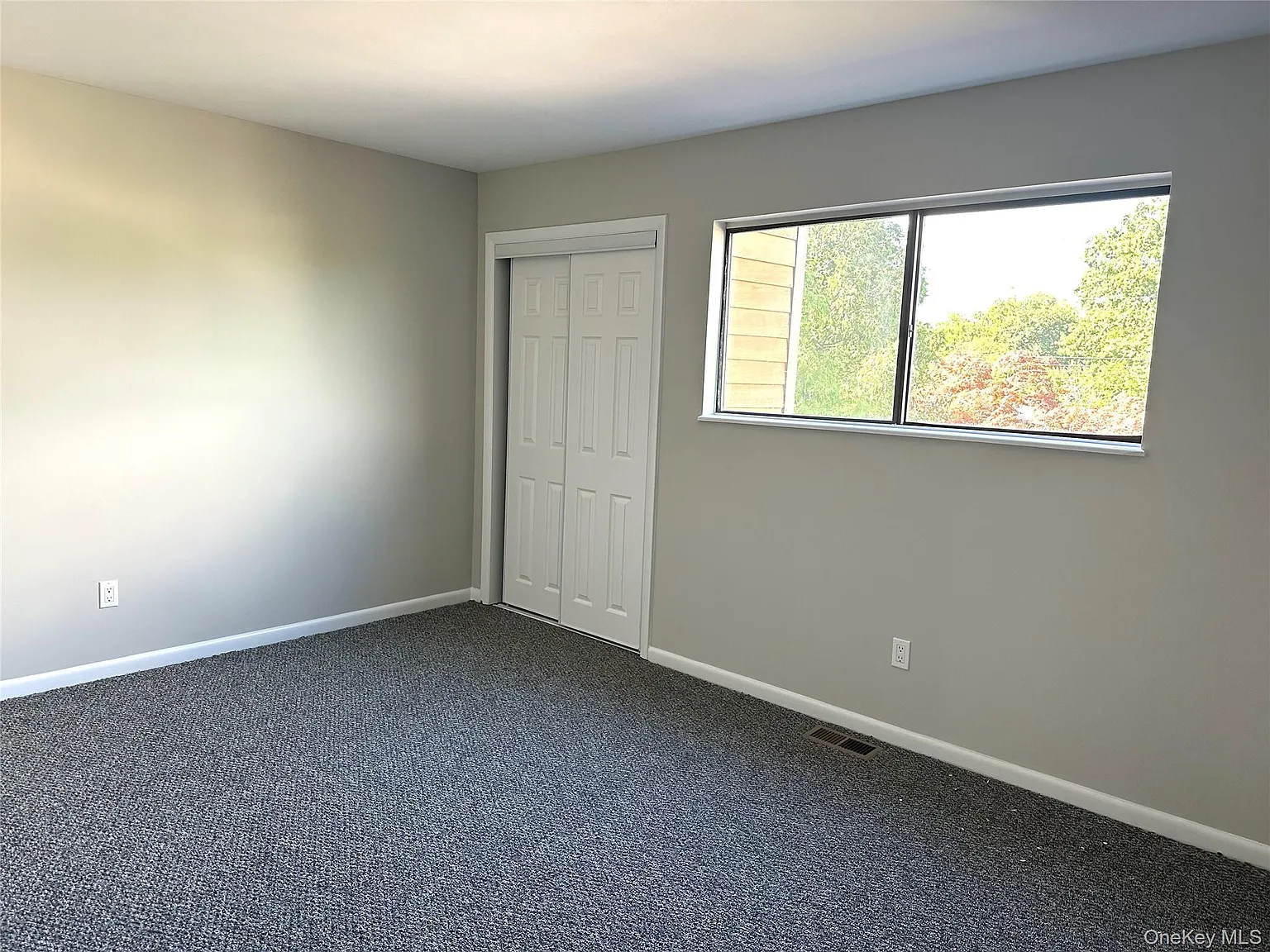 2 bed, 2.5 bath, 2000 sqft, $4,750 — Photo 4