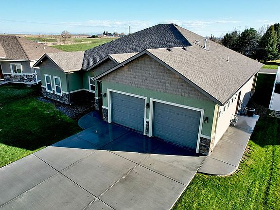3rd image of 917 Glen Eagle Dr