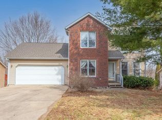 1000 W Countryside Ln, Bloomington, IN