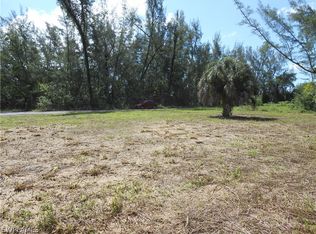 3931 Crestwell Court St, James City, FL 33956