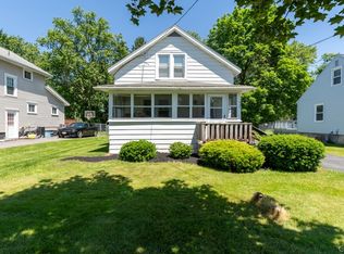 406 Garden City Dr, Syracuse, NY 13211