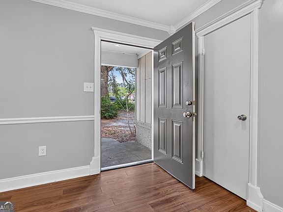 5th image of 506 W Oglethorpe Hwy