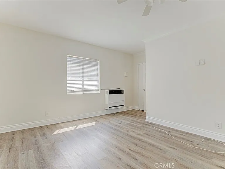 4927 Lexington Ave — Photo 15