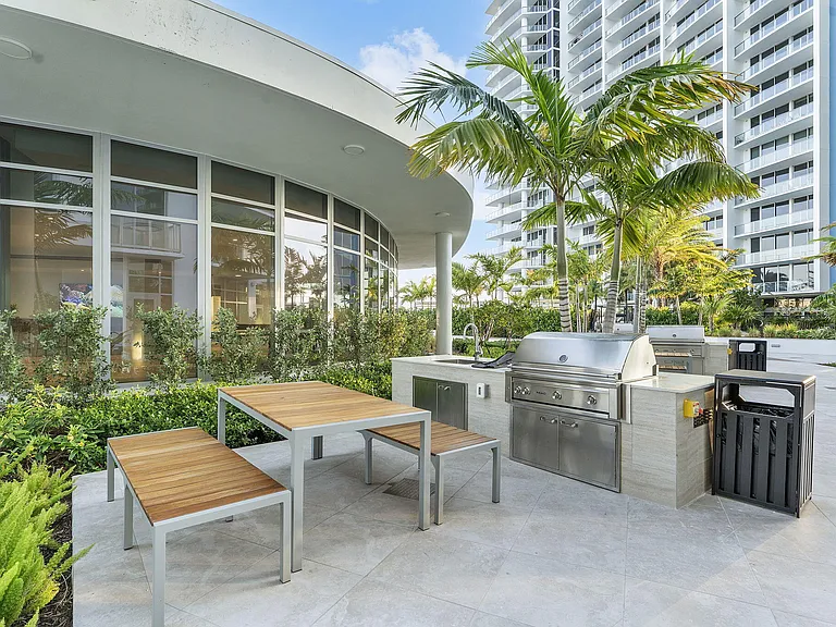 220 Lake Shore Dr #Penthouse 2321 — Photo 29