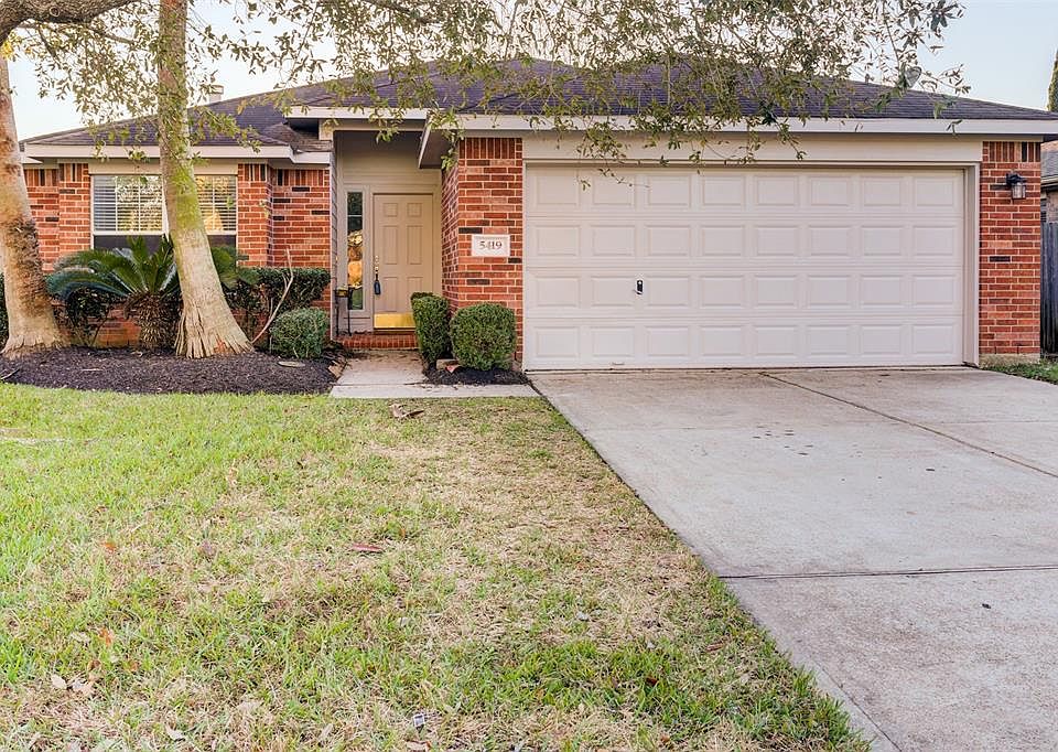 1st image of 5419 Chase Wood Dr