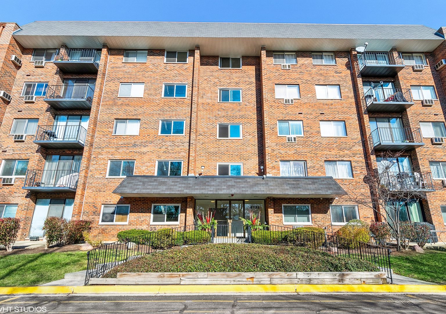 4731 Saint Joseph Creek Rd APT 5F, Lisle, IL 60532 Zillow