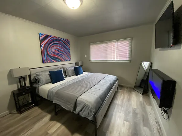 (undisclosed Address), Amsterdam, NY 12010