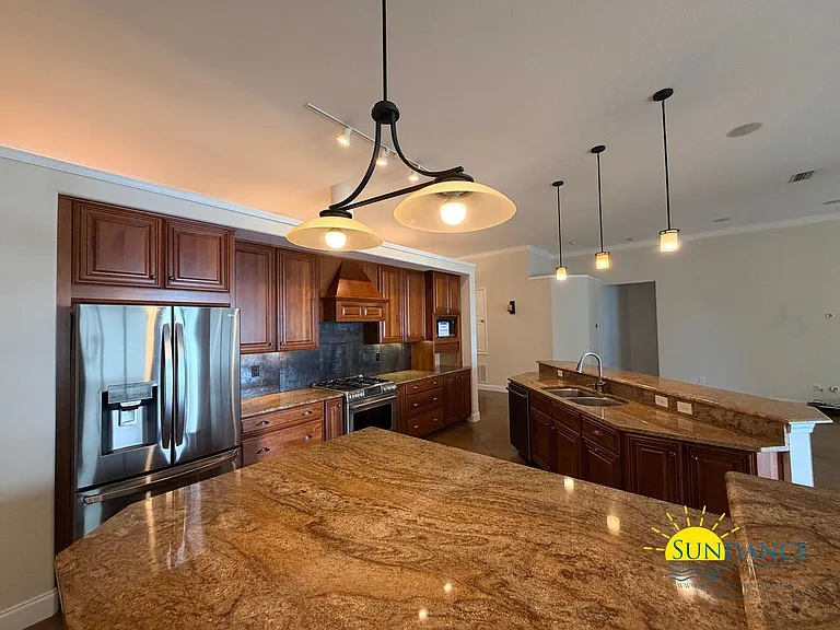 249 Beachview Dr — Photo 11
