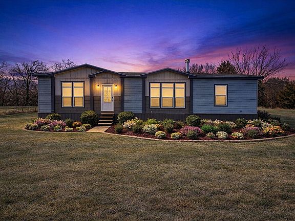 2nd image of 480 Cordell Rd