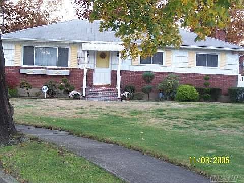 545 Pinebrook Ct