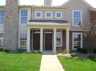 28196 Oakmonte Cir E #1, New Hudson, MI 48165