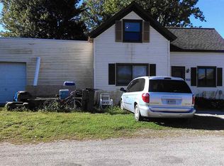 95 W North St, Milford, IN 46542