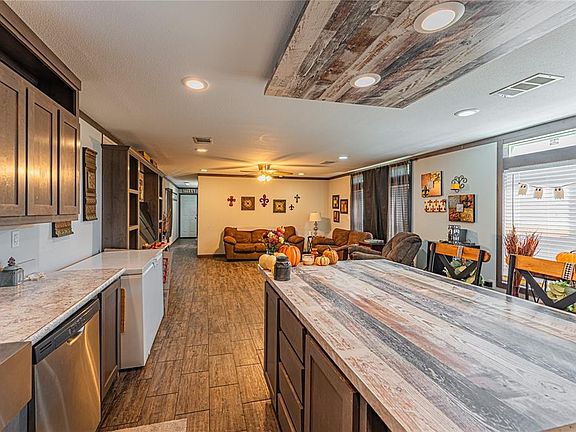 4th image of 10587 Parkwood Meadows Dr