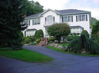 83 Jenckes Hill Rd, Lincoln, RI 02865