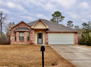 8190 Redstone Dr, Gautier, MS 39553
