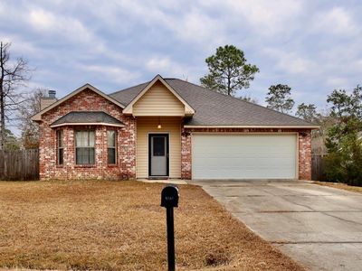 8190 Redstone Dr, Gautier, MS, 39553