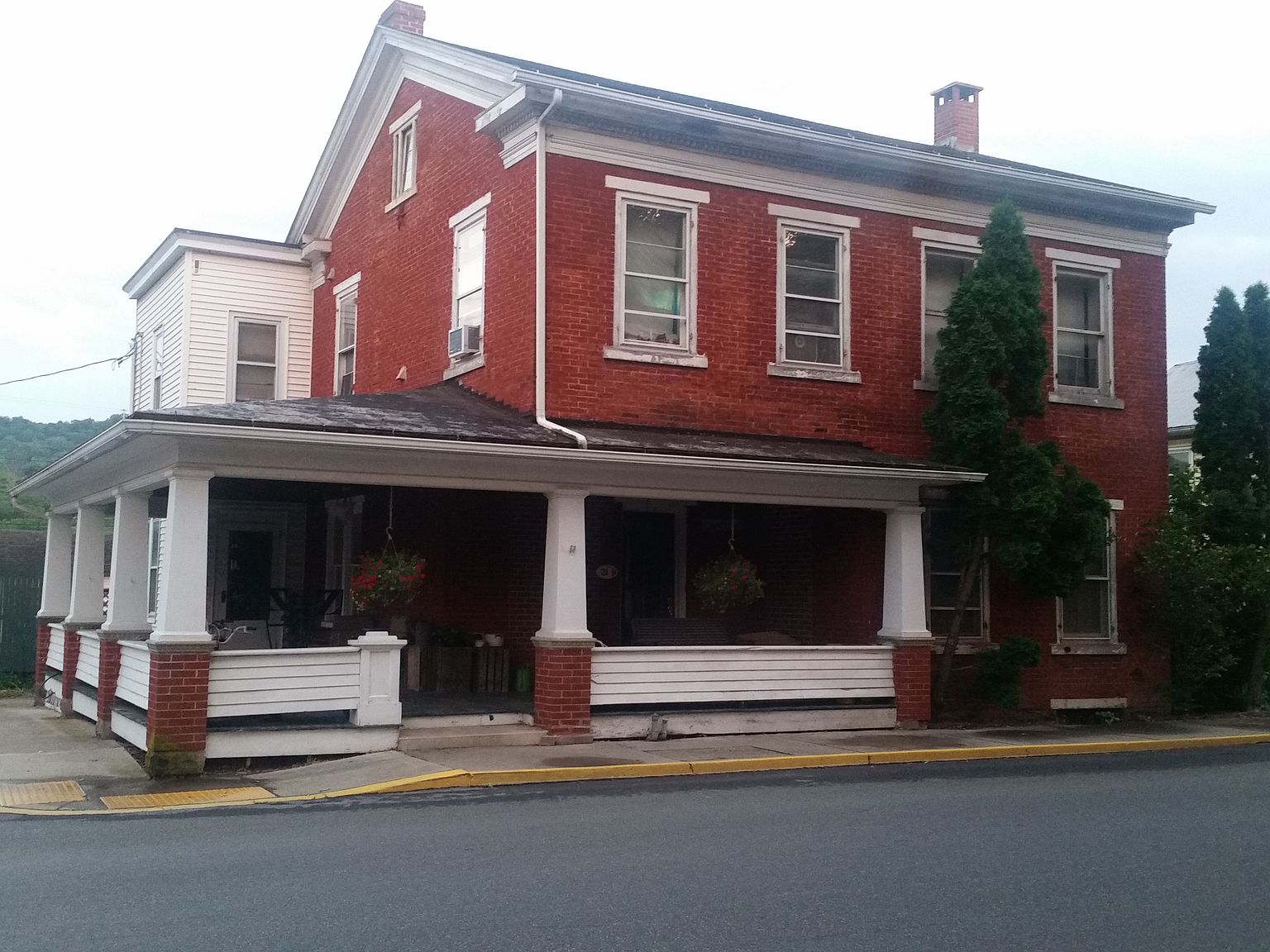 21 E Market St, Freeburg, PA 17827 Zillow
