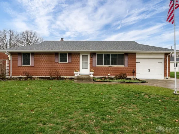 693 Brantly Ave, Dayton, OH 45404