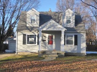 927 Blanchard St SW, Wyoming, MI 49509