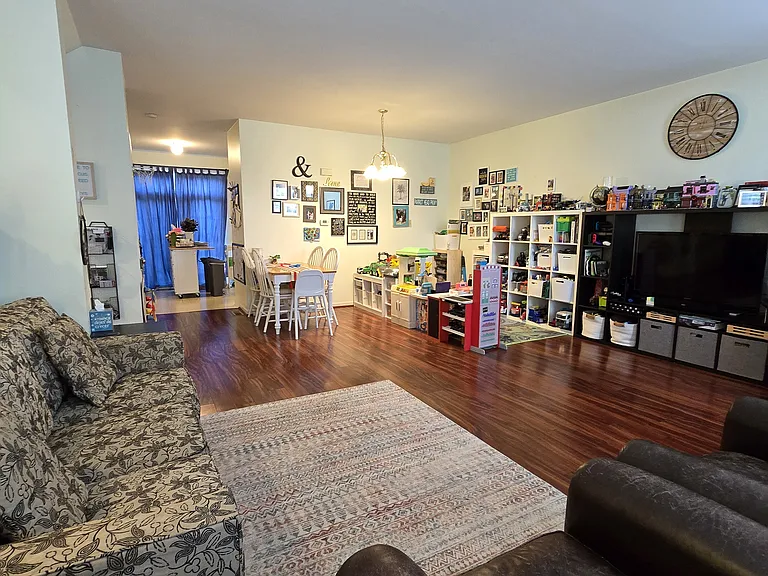 3359 Kentshire Cir — Photo 4