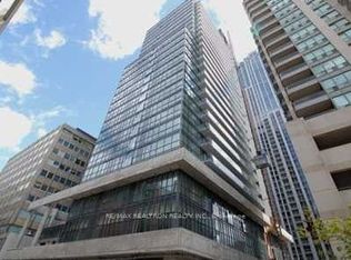 770 Bay St #PENTHOUSE 505, Toronto, ON M5G0A6