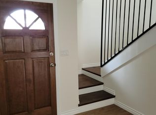 558 N Raymond Ave, Pasadena, CA 91103