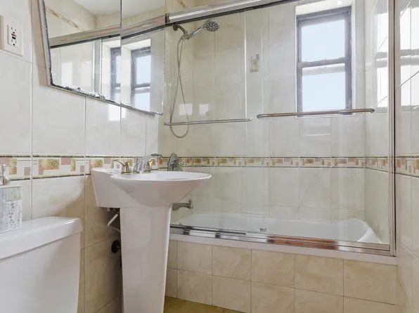 3616 Henry Hudson Parkway image 13 of 16