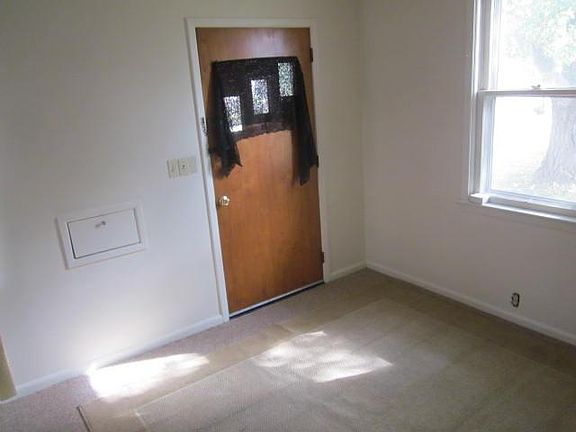 5th image of 20730 Miller Ave #Down