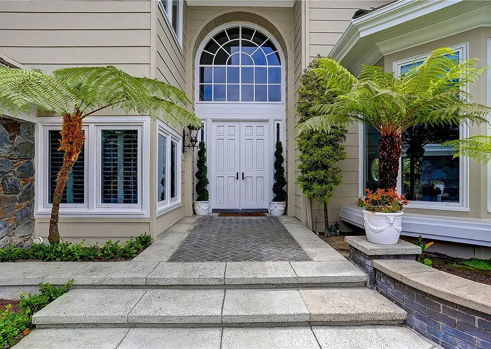 14 Rockingham Dr
