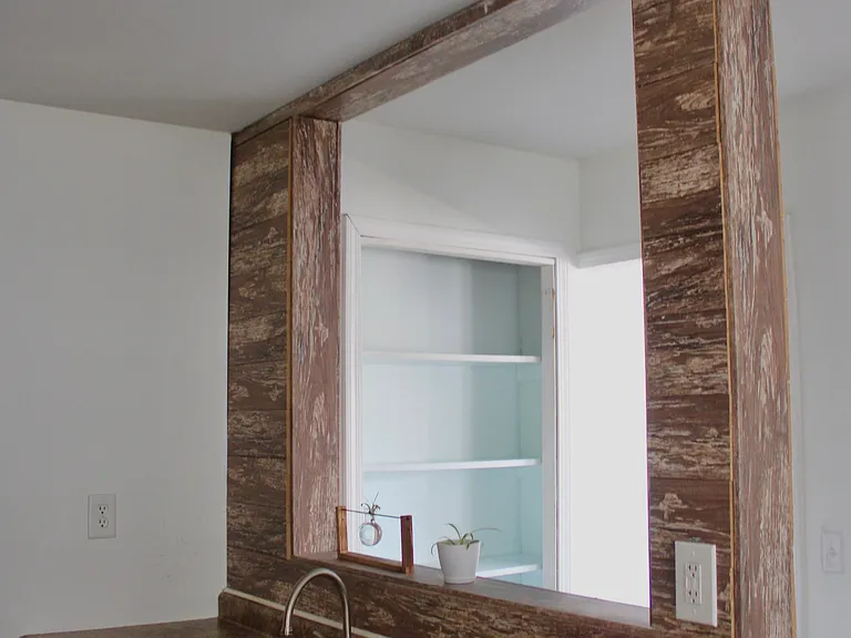 Lindemann Dr — Photo 28