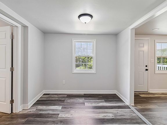 5th image of 307 Blackwood Store Rd