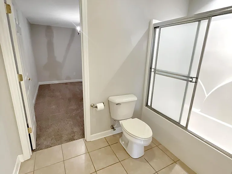 8270 Double Eagle Ct — Photo 23