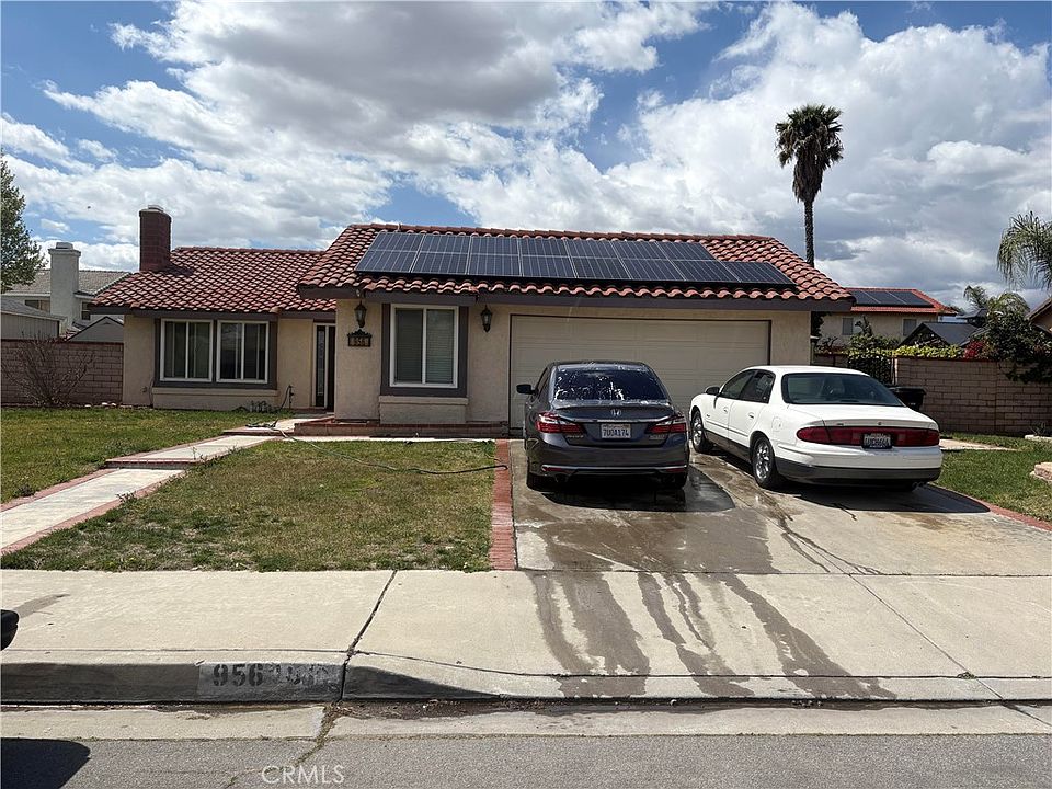 1st image of 956 N Sandalwood Ave