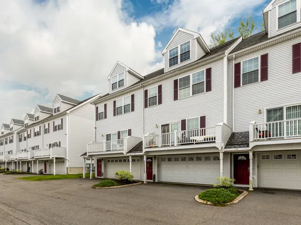 30 Amaranth Pl #30, Medford, MA 02155