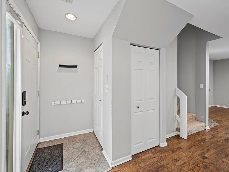 1839 N Bissell St #3 — Photo 16