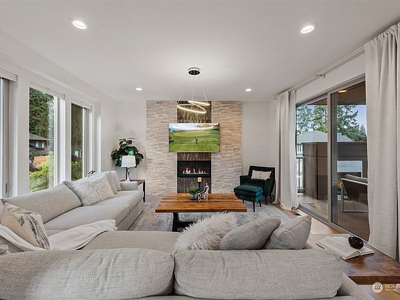 4th image of 12722 NE 80th Lane