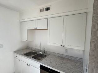 608 3rd St APT A12, Bedford, VA 24523