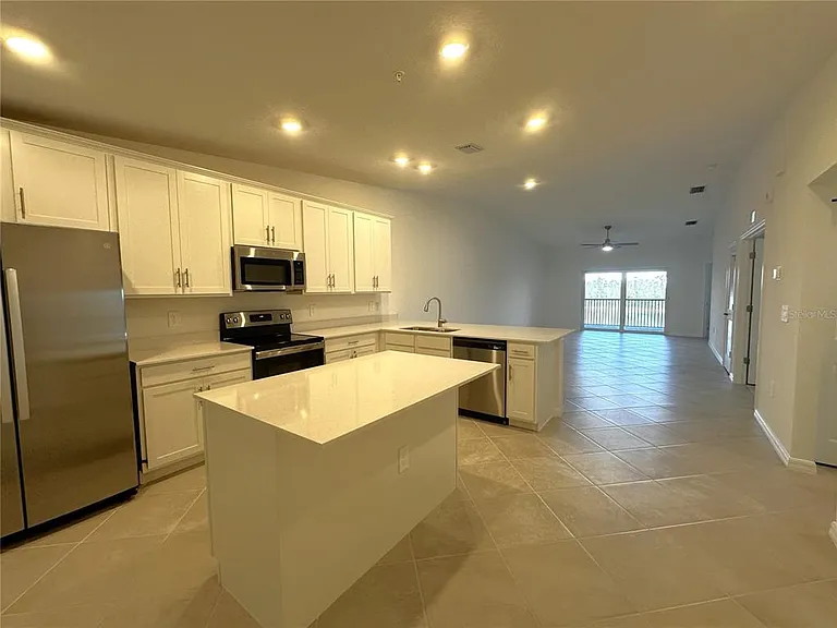 14271 Heritage Landing Blvd #1528 — Photo 3