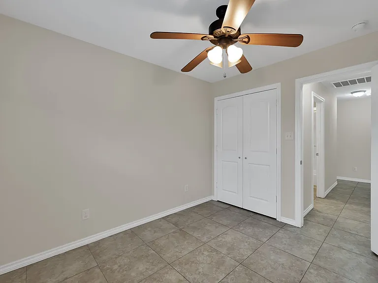 167 S Bend Ct — Photo 32
