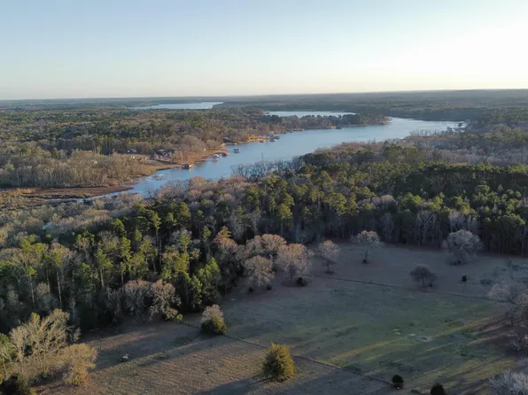 13586 Northwest Rd, Tyler, TX 75707