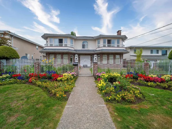 5091 Sidley St, Burnaby, BC V5J 1T6