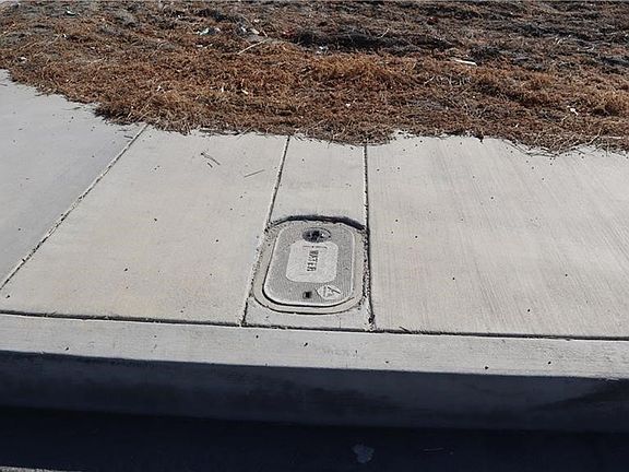 5th image of 284 E 5th Street