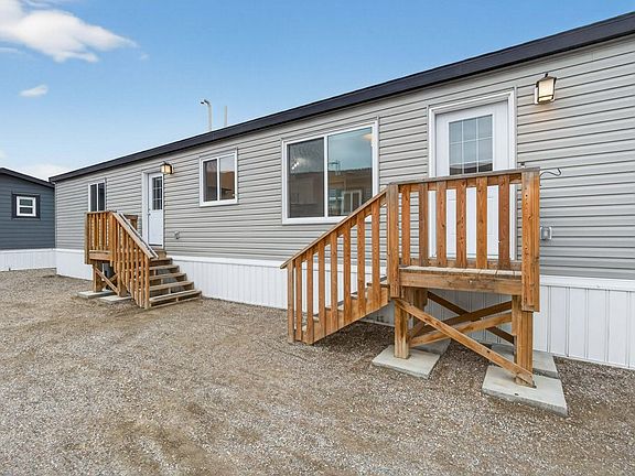 2nd image of 235 Aylmer Rd #26