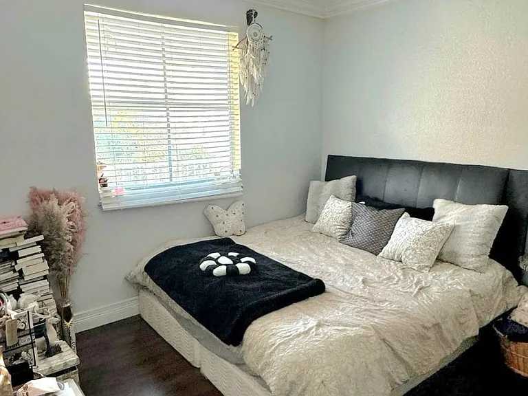 15481 SW 21st Ter — Photo 10