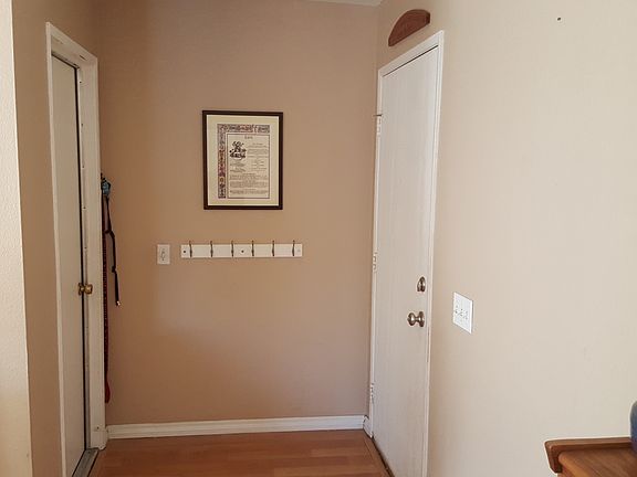 4th image of 2911 E Merion St
