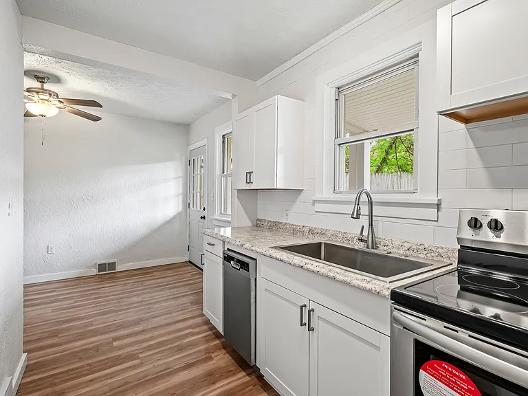 7324 Schley Ave — Photo 17
